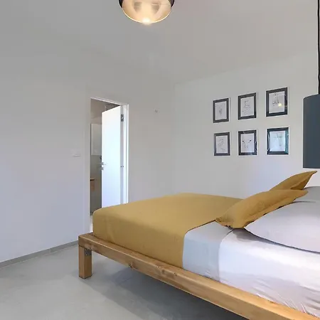 Bateli