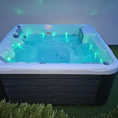 Nyaraló Bateli Želiski