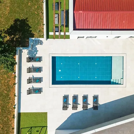 Bateli Holiday home *