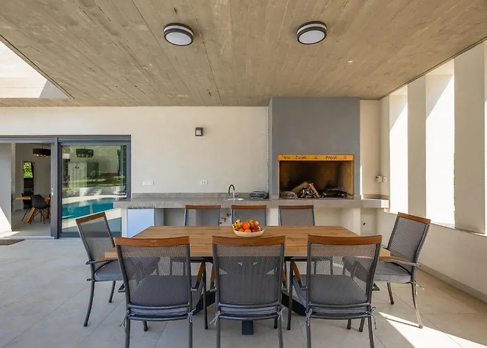 Bateli Holiday home Zeliski